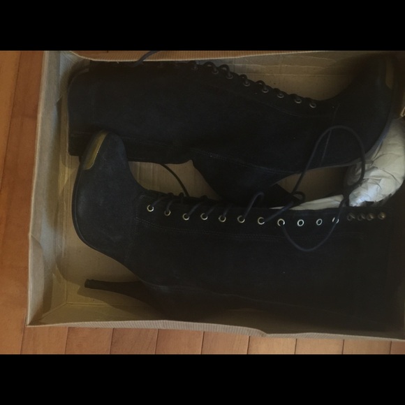 NWT Joie “Victim of Love” Lace up Victorian black suede stiletto boots, size 38 - Picture 2 of 4